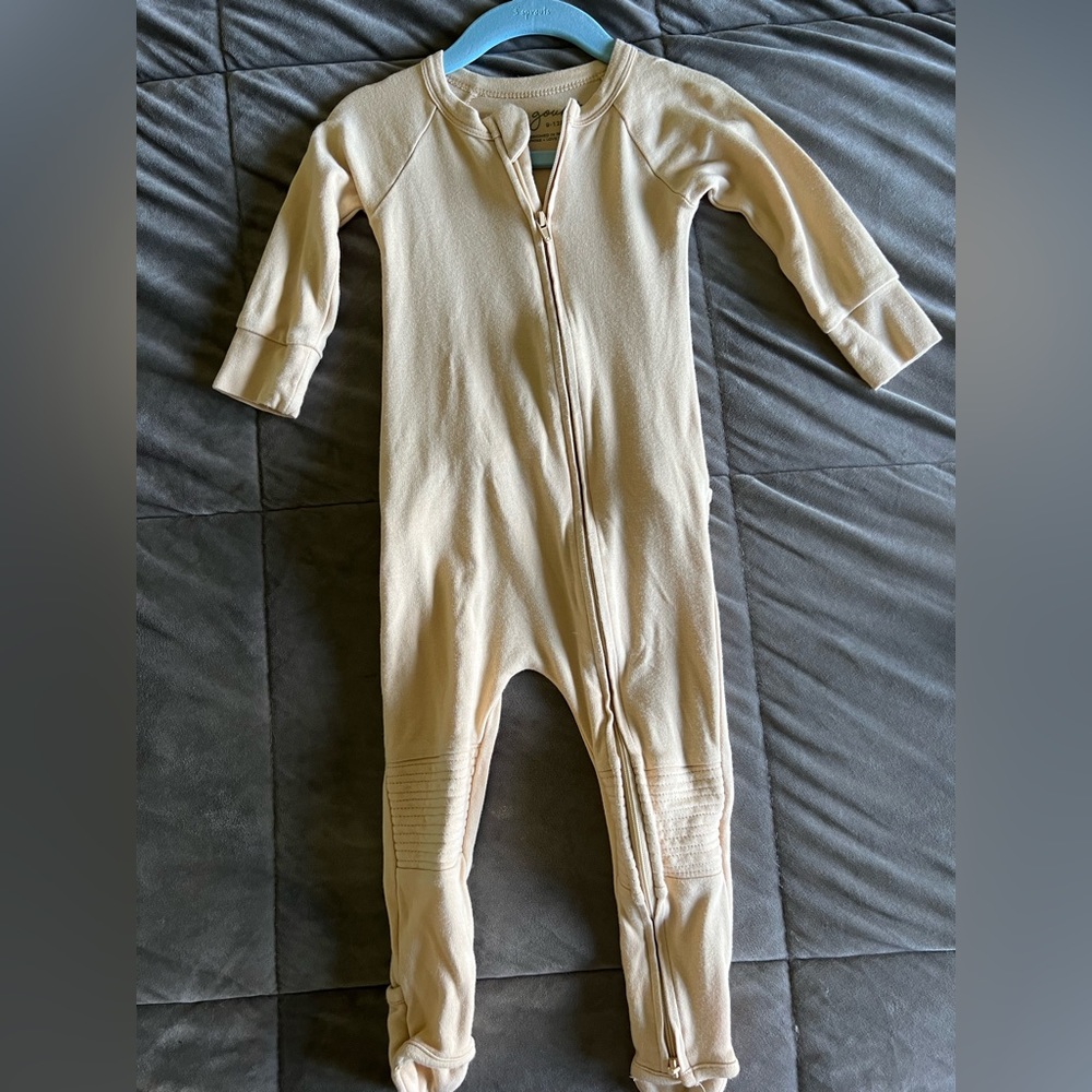 Goumi zipper jumpsuit